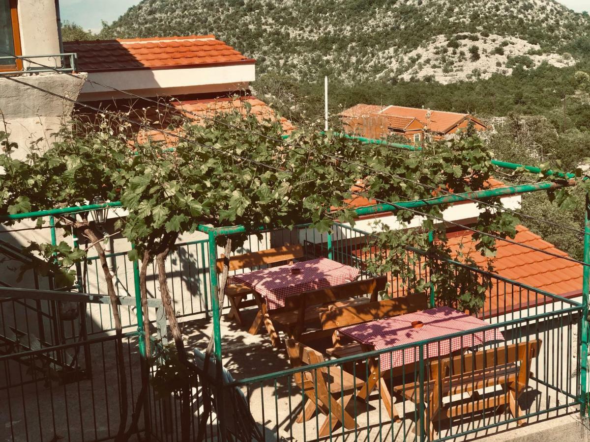 Apartments "Old House Pajovic" Virpazar Ngoại thất bức ảnh